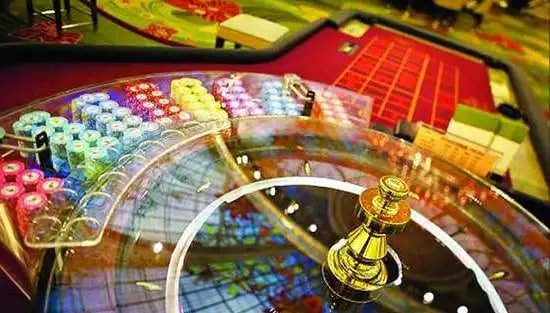 789pet Live Casino တွင် HD Streaming Baccarat ဂိမ်း ကစားနေသော မြင်ကွင်း